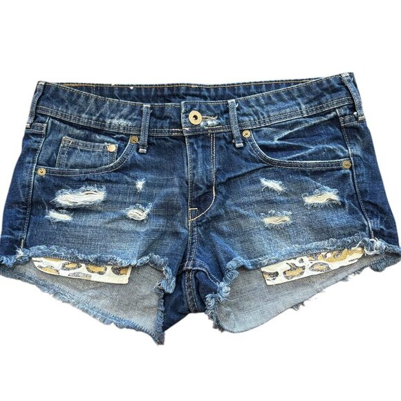 H&M &Denim Collection Denim Booty Shorts Midrise Distressed Size 6 NWOT - Picture 1 of 6